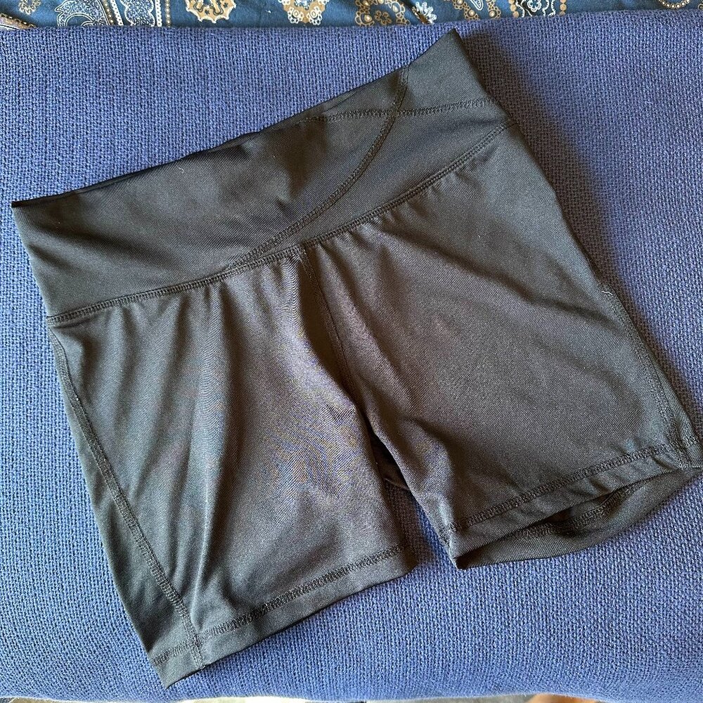 W Sport Women's black spandex sport athletic shorts, Size L